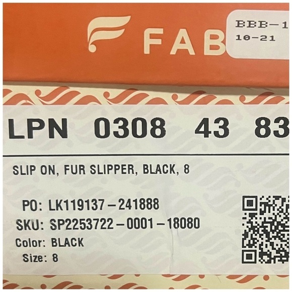 Fabletics • Fur Slip on Slippers - Picture 7 of 7